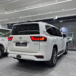 
										2022 VXR TWIN TURBO full									