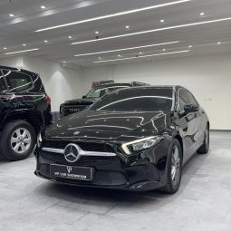 2019 MERCEDES BENZ A200