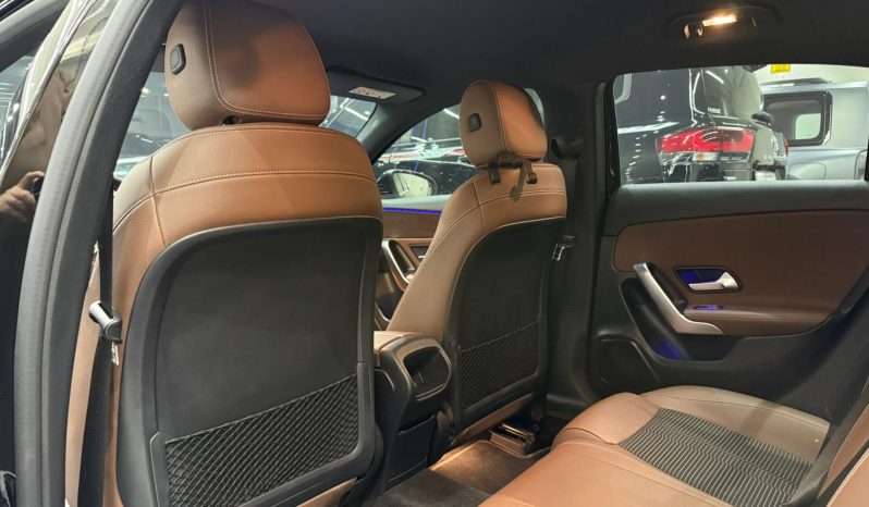 
								2019 MERCEDES BENZ A200 full									