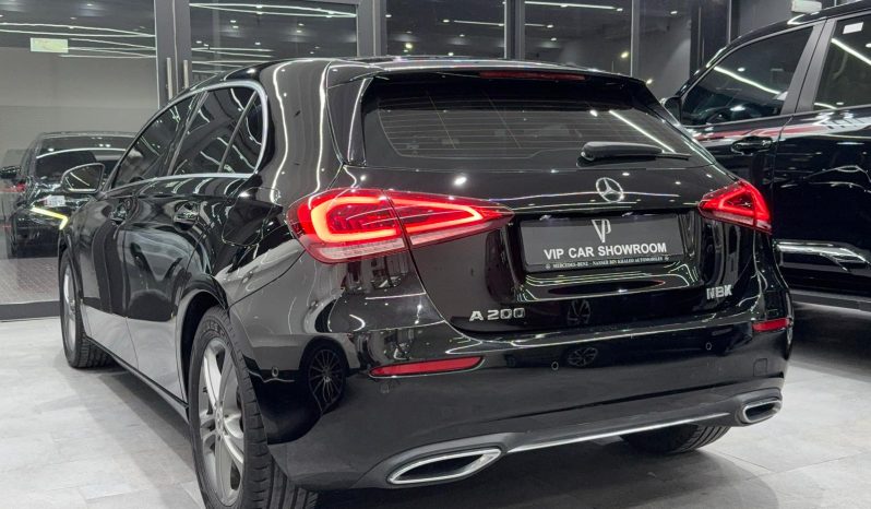 
								2019 MERCEDES BENZ A200 full									