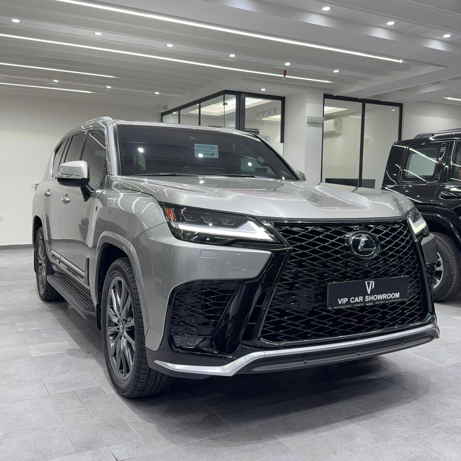 2023 LEXUS LX600
