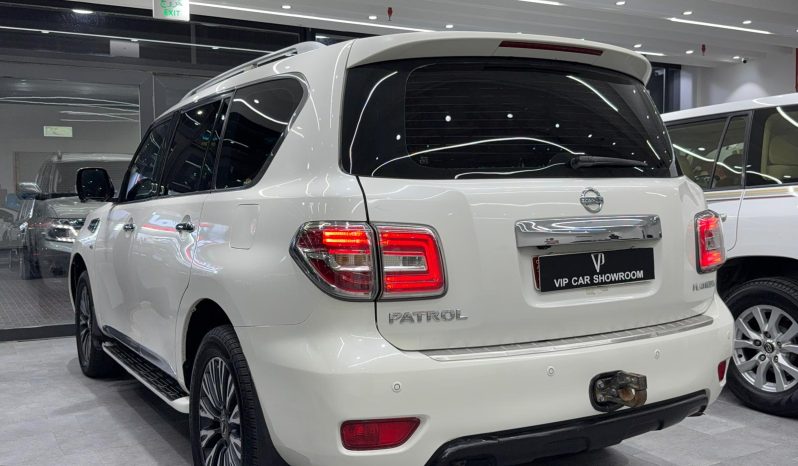 
								2014 NISSAN PLATINUM full									