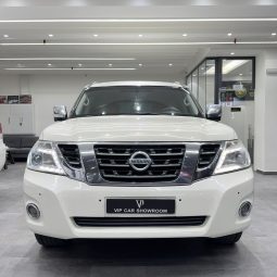 2014 NISSAN PLATINUM