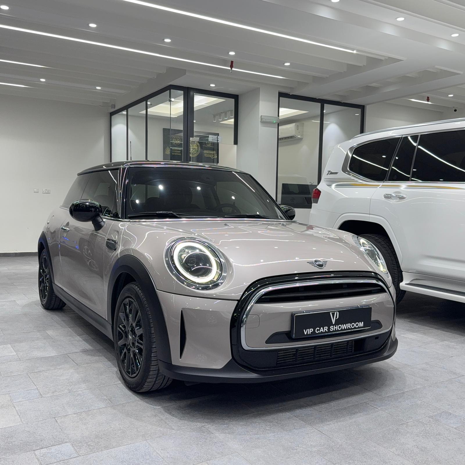 2022 MINI COOPER