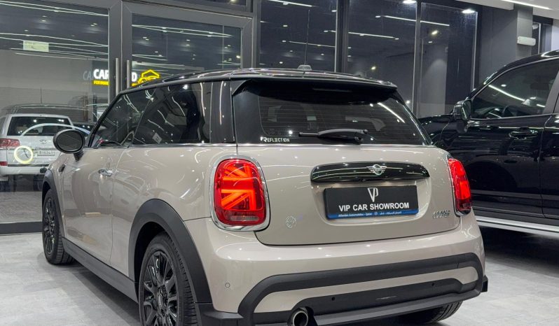 
								2022 MINI COOPER full									