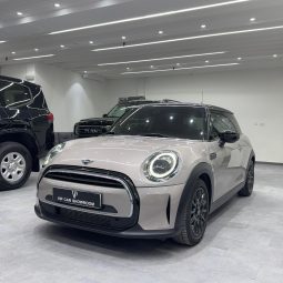2022 MINI COOPER