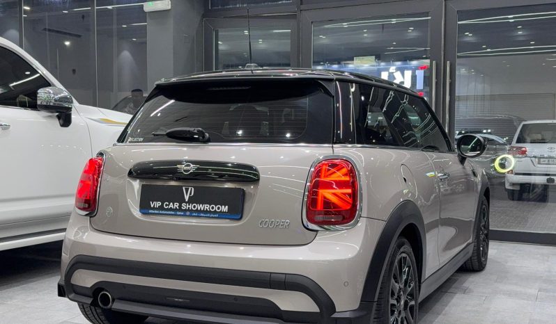 
								2022 MINI COOPER full									