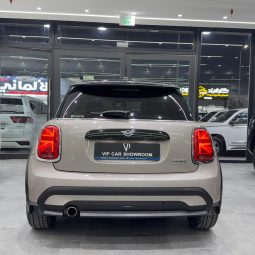 
										2022 MINI COOPER full									