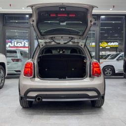 
										2022 MINI COOPER full									