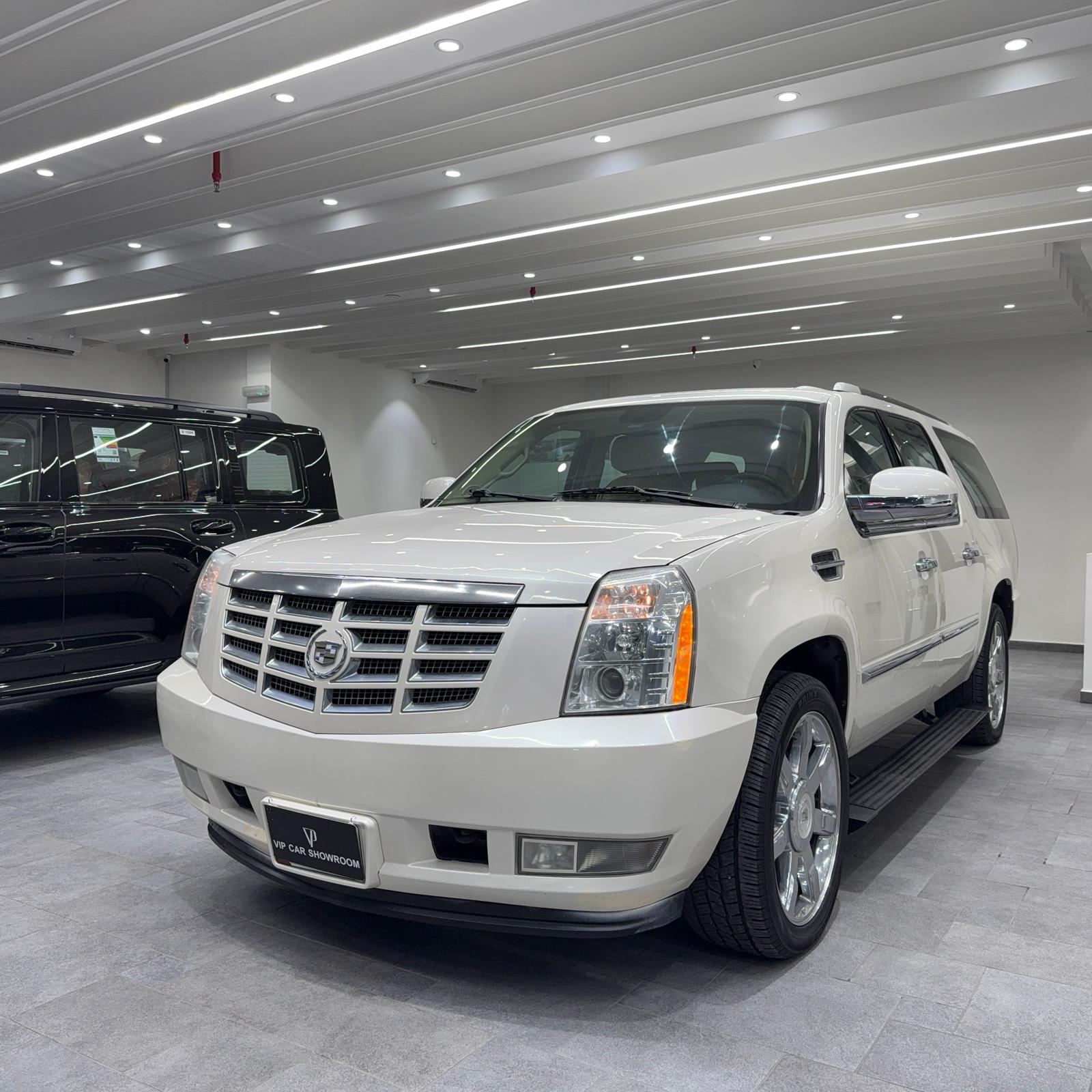 2012 CADILLAC ESCALADE