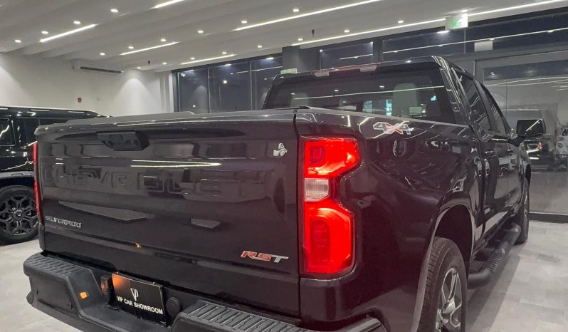 
								2024 chevrolet silverado rst full									