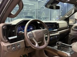 
										2024 chevrolet silverado rst full									