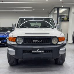 
										2008 TOYOTA FJ full									