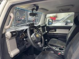 
										2008 TOYOTA FJ full									