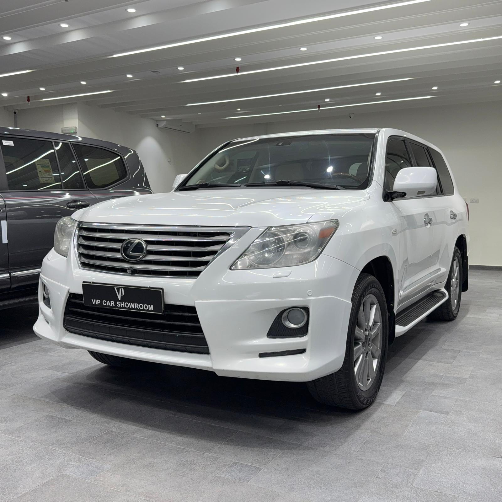 2009 LEXUS LX 570