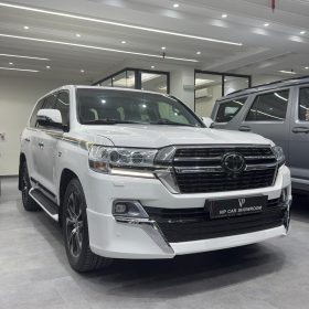 2021 TOYOTA VXR V8