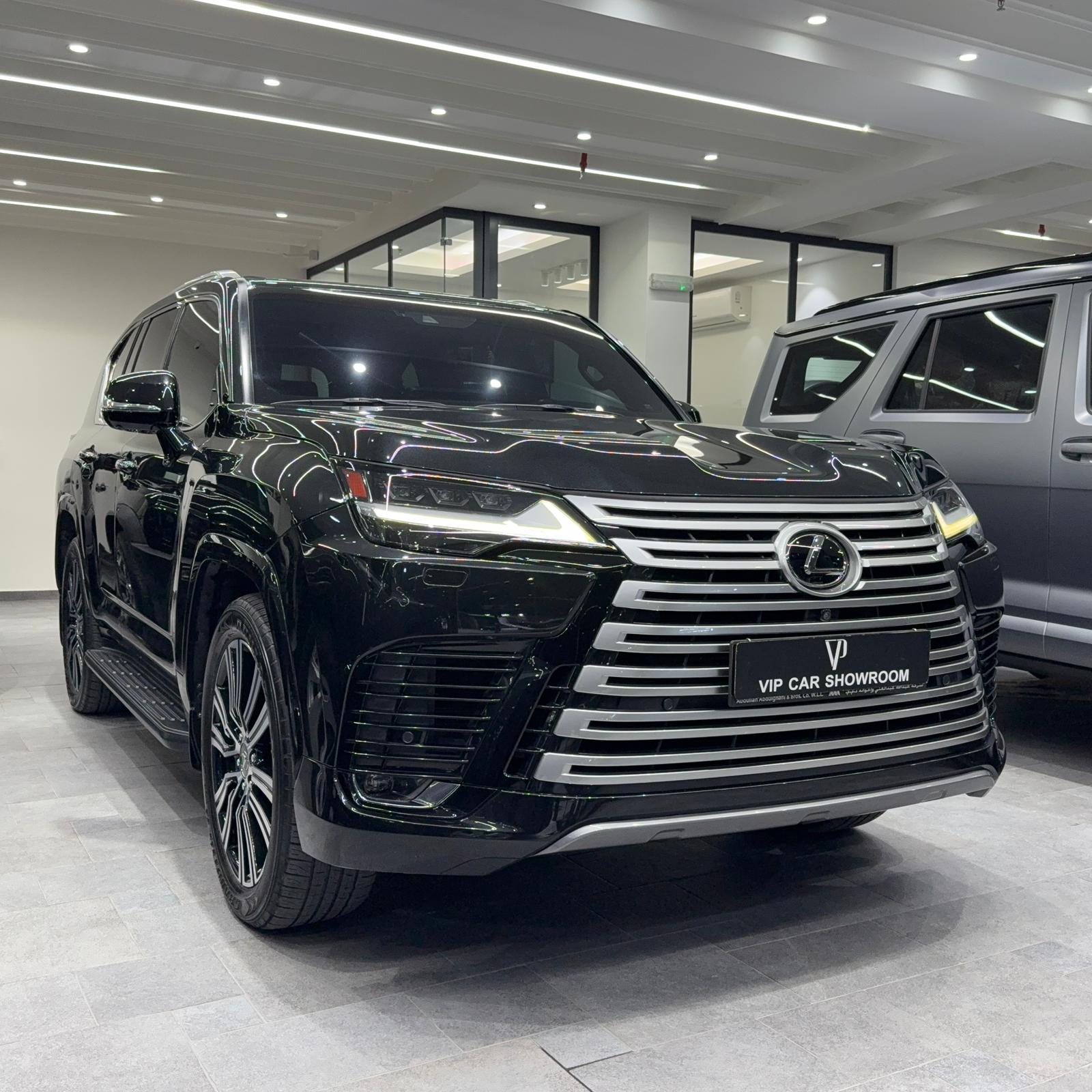 2022 LEXUS LX600