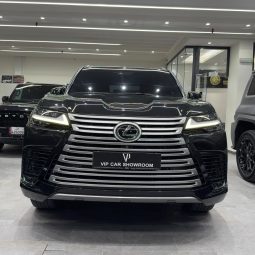 2022 LEXUS LX600