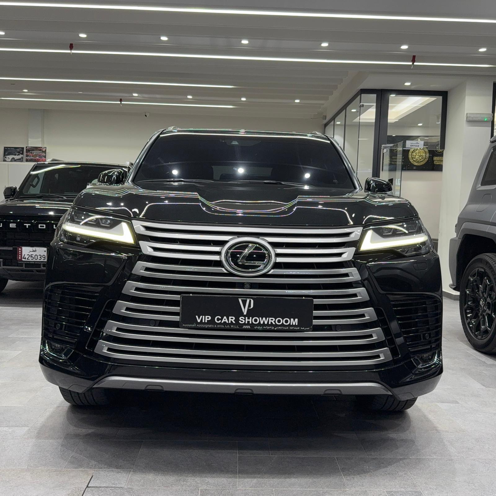 2022 LEXUS LX600