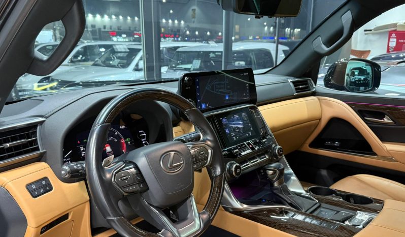 
								2022 LEXUS LX600 full									