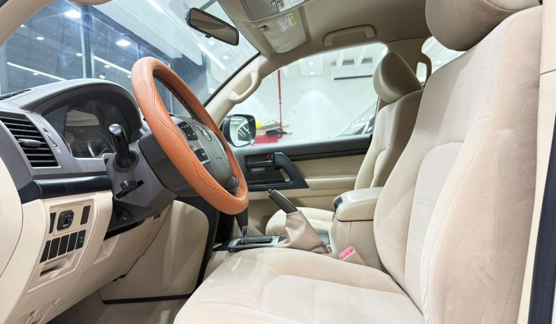 
								2014 TOYOTA G full									
