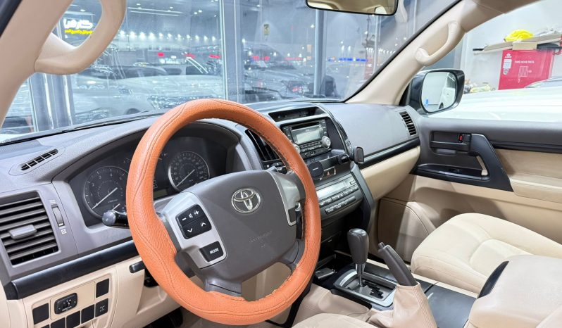 
								2014 TOYOTA G full									
