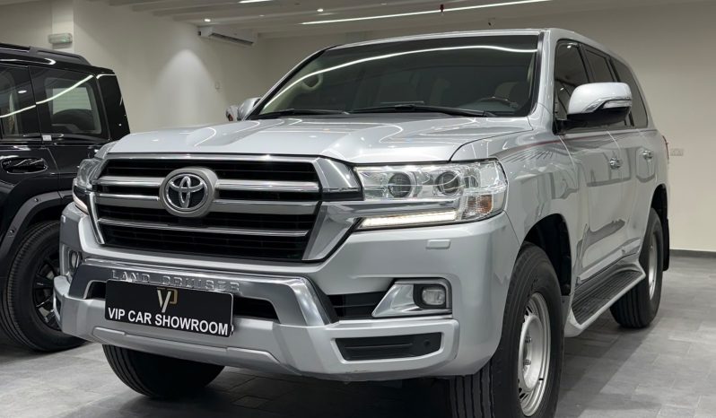 
								2019 GXR V8 full									