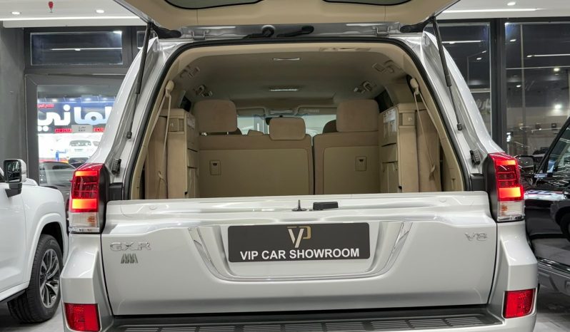 
								2019 GXR V8 full									