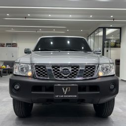 2021 NISSAN GL