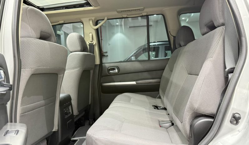 
								2021 NISSAN GL full									