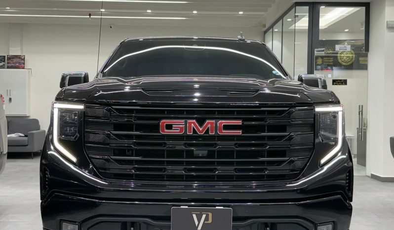 
								2023 GMC SIERRA full									