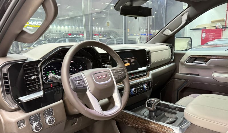 
								2023 GMC SIERRA full									