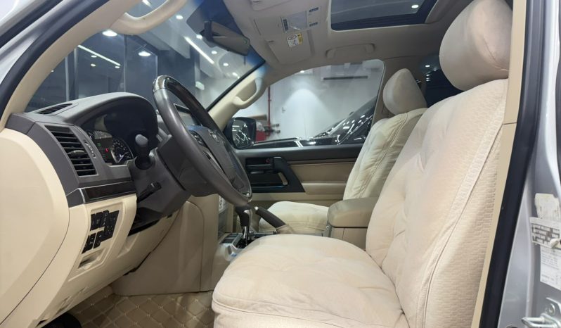 
								2019 GXR V8 full									